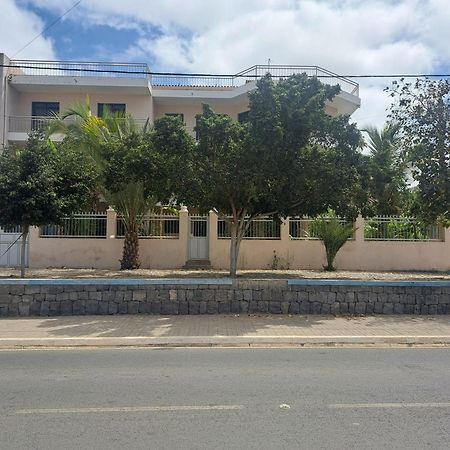 Barros Homestay Tarrafal  Exterior photo